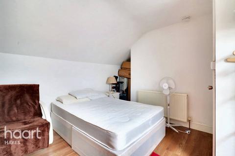 4 bedroom terraced house for sale, Station Road, Hayes