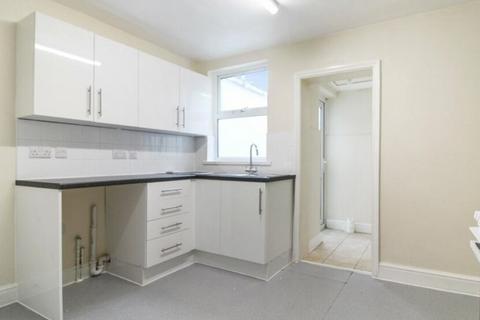 2 bedroom terraced house to rent - Doyle Road South Norwood SE25