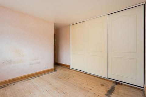 12 Avon Walk, Crawley, RH11 8DW