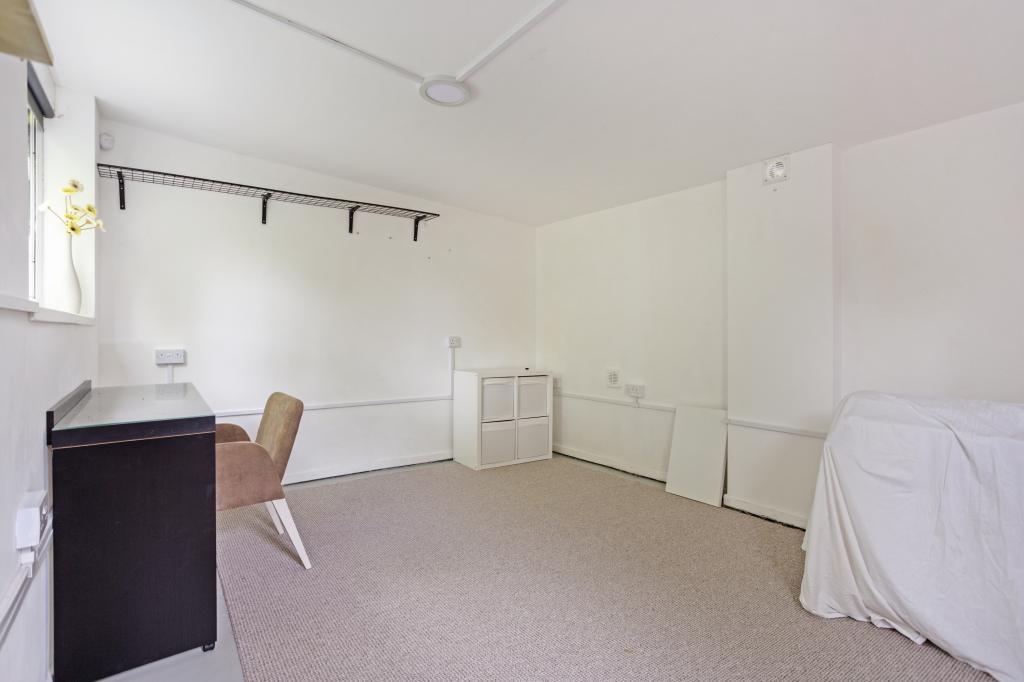 A INTERIOR.jpg