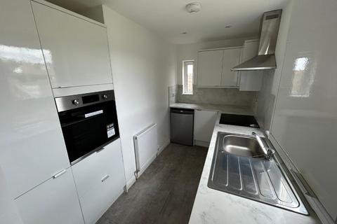 2 bedroom flat to rent, Glasgow Road, Ratho Station, Edinburgh, EH28