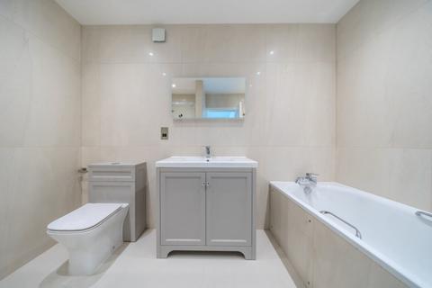 9 Birkdale Road, London, W5 1JZ