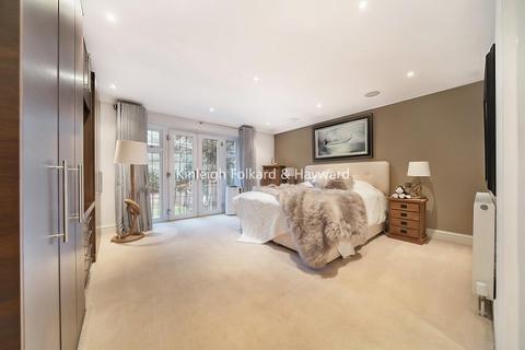 5 bedroom detached house for sale, Marlowe Close, Chislehurst