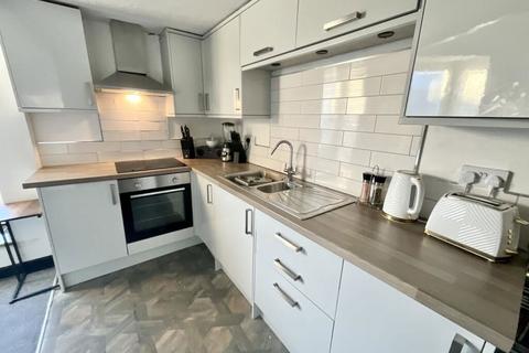 1 bedroom flat for sale, White Street, Rosegrove, Burnley, Lancashire, BB12 6JQ