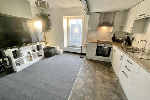 1 bedroom flat for sale, White Street, Rosegrove, Burnley, Lancashire, BB12 6JQ