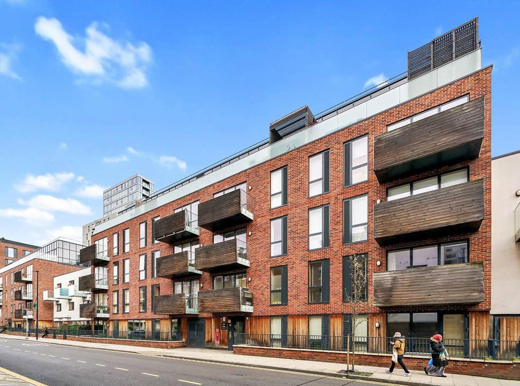 27 Violet Road, London E3 1 bed flat for sale £122,500