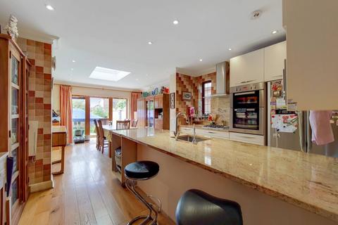 4 bedroom detached house for sale - Hillbrow Road, Bromley, BR1