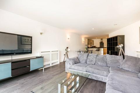 2 bedroom flat for sale, Plaistow Lane, Bromley, BR1