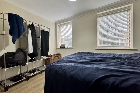 2 bedroom apartment to rent, Clarence Road, London E5