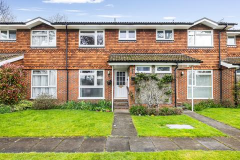 3 bedroom terraced house for sale, Griffin Way, Great Bookham, Leatherhead, Surrey, KT23