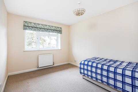 25 Griffin Way, Bookham, Leatherhead, KT23 4JJ