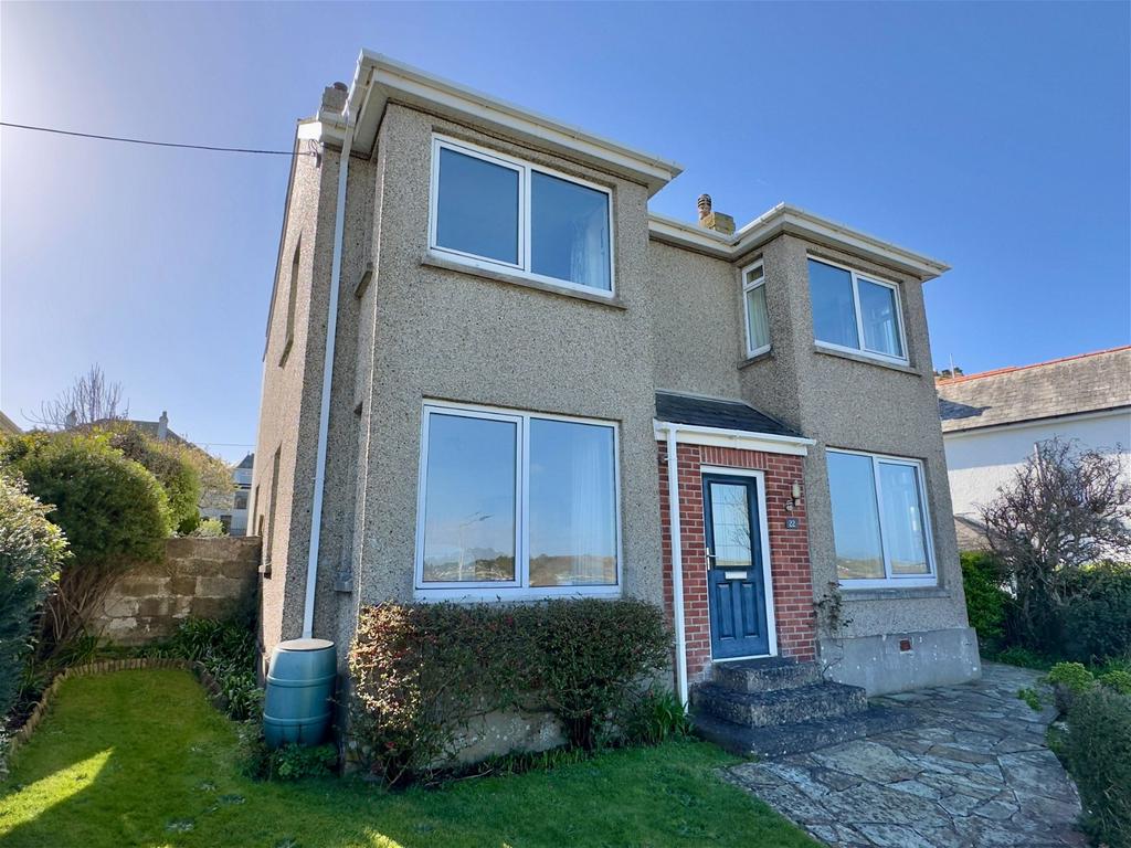 Treverbyn Road, Padstow, PL28 8DW 4 bed detached house for sale £