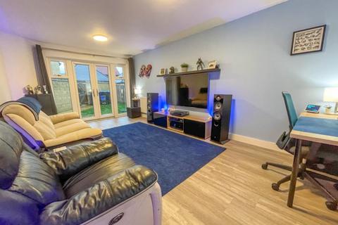 3 bedroom link detached house for sale, Woodcote Road, Carterton, Oxfordshire, OX18