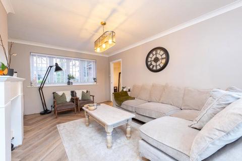 5 Chobham Road, Frimley, Camberley, GU16 8PG