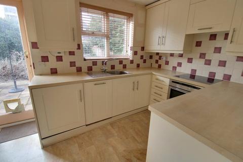 13 Elgin Way, Frimley, Camberley, GU16 9YH