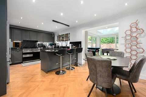 5 bedroom detached house for sale, Greenleas, Surrey GU16