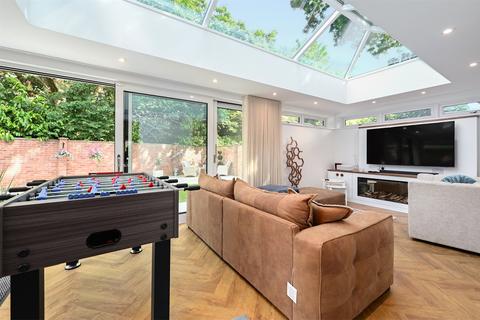 5 bedroom detached house for sale, Greenleas, Surrey GU16