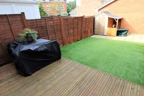 7 Shackleton Close, Ash Vale, Aldershot, GU12 5SB