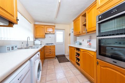61 Blackdown Road, Deepcut, Camberley, GU16 6QJ