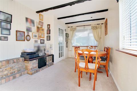 33 Lambert Crescent, Blackwater, Camberley, GU17 0PW