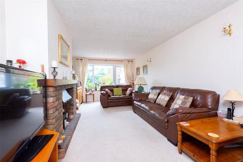 33 Lambert Crescent, Blackwater, Camberley, GU17 0PW