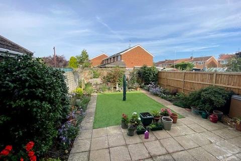 25 Hamble Avenue, Blackwater, Camberley, GU17 0HP