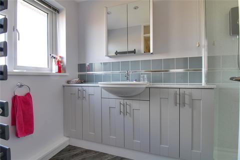 25 Hamble Avenue, Blackwater, Camberley, GU17 0HP