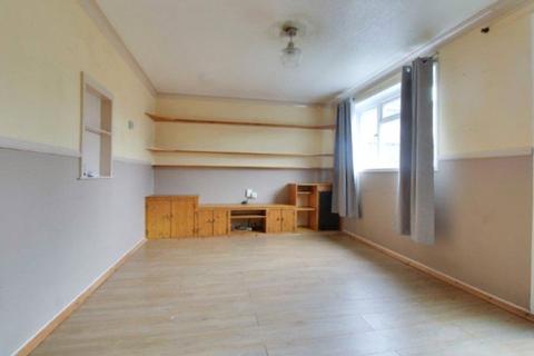 3 bedroom end of terrace house for sale, Camberley, Surrey GU16