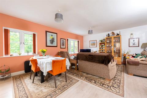 2 bedroom maisonette for sale, Camberley, Surrey GU15