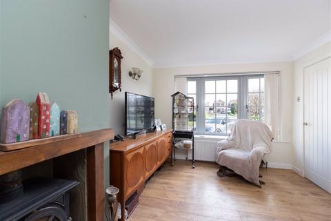 4 bedroom detached house for sale, Newton Crescent , Leeming , Northallerton