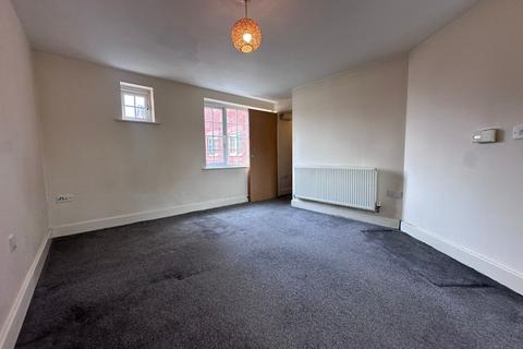 1 bedroom apartment for sale, Charming 1 Bedroom Flat in Reed Close, Bolton - Perfect Investment Opportunity!