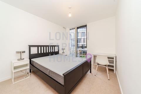 2 bedroom apartment to rent, Sequoia House 18, Quebec Way LONDON SE16