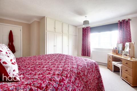 208 Smeeth Road, St Johns Fen End, Wisbech, PE14 8JB
