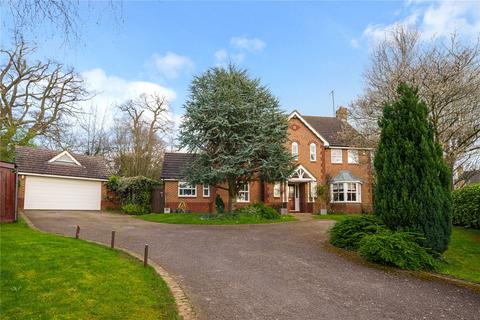 4 bedroom detached house for sale, Standing Stones, Great Billing, Northampton, NN3