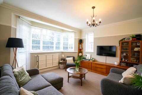 1 bedroom apartment for sale, Knighton Park Road, Clarendon Park LE2