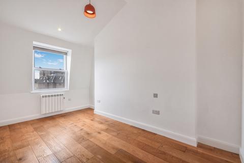 2 bedroom apartment for sale, Queensway London W2