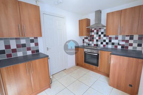 2 bedroom flat to rent, Felton Avenue, Newcastle upon Tyne NE3