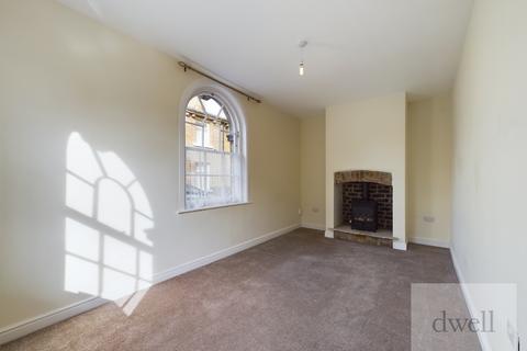 2 bedroom terraced house for sale - Saltaire, Bradford, BD18