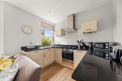 2 bedroom flat for sale - 7 Grove Road, Harrogate HG1