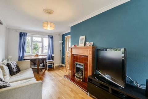 3 bedroom end of terrace house for sale, Melrose Grove, Horsforth, Leeds, West Yorkshire, LS18