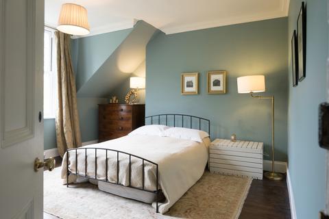 100 West End Avenue, Harrogate, HG2 9BY