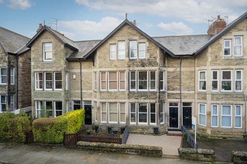 4 bedroom terraced house for sale, Dragon Avenue, Harrogate