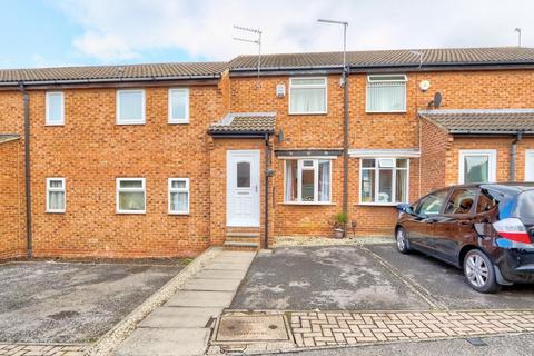 2 bedroom terraced house to rent, Guisborough Court, Middlesbrough, TS6