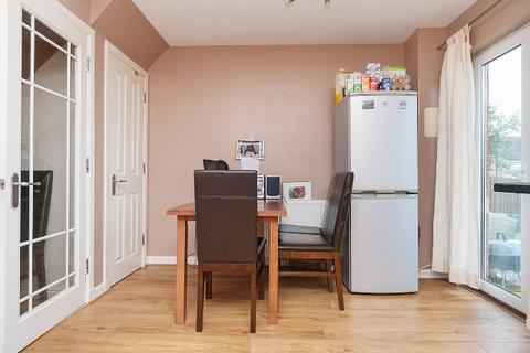 undefined, 1858L Fernieside Gardens, Edinburgh, EH17 7HN