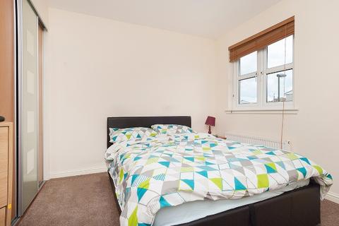 undefined, 1858L Fernieside Gardens, Edinburgh, EH17 7HN