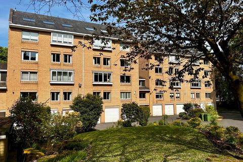 2 bedroom flat for sale, West Court, Roundhay