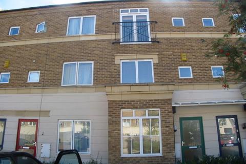 4 bedroom house to rent, Freeman Court, 22 Tollington Way, London, N7
