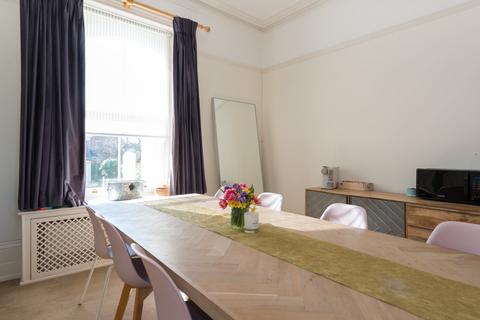 Flat B, 15 Archery Square, Walmer, Deal, CT14 7JA