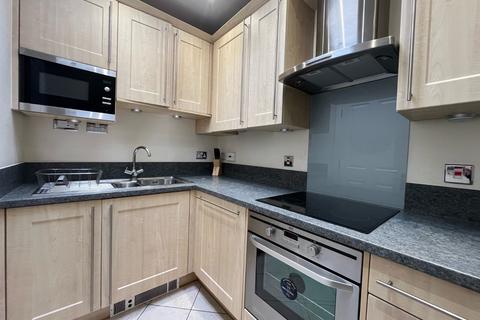 2 bedroom flat to rent, Hampton House, 456 Station Road, Solihull, B93