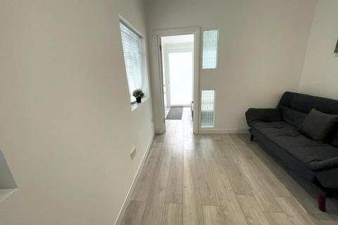1 bedroom flat to rent, Arnold Road, London N15
